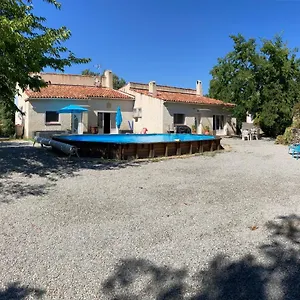 Magnifique Avec Piscine Hébergement de vacances